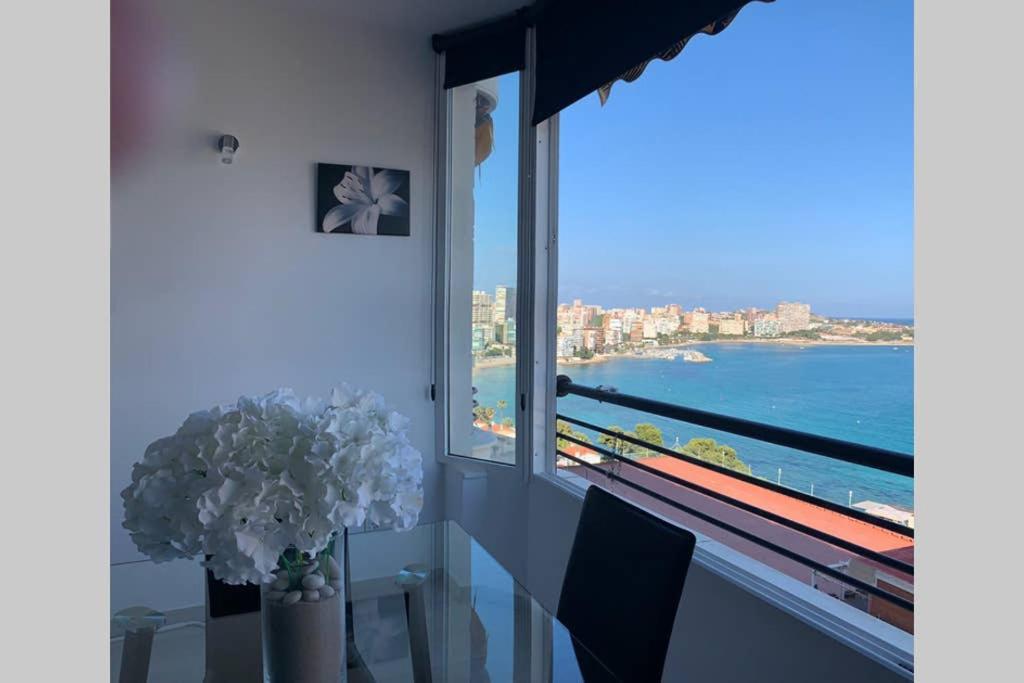 Playa Albufereta. Espectaculares Vistas Al Mar. Apartment Alicante Bagian luar foto