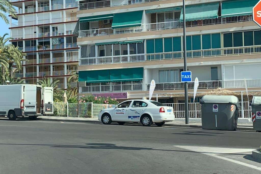 Playa Albufereta. Espectaculares Vistas Al Mar. Apartment Alicante Bagian luar foto