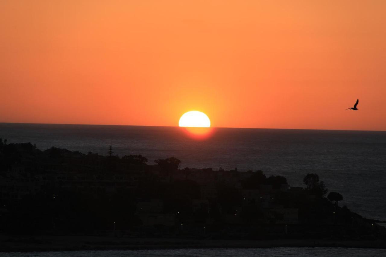 Playa Albufereta. Espectaculares Vistas Al Mar. Apartment Alicante Bagian luar foto